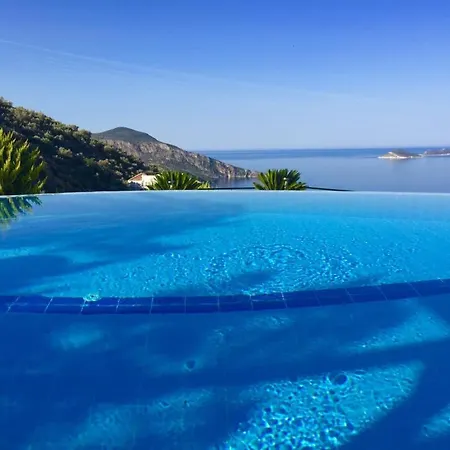 Vilă Valo Kalkan
